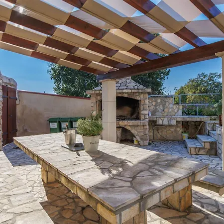 Apartman Leko-3 By Interhome