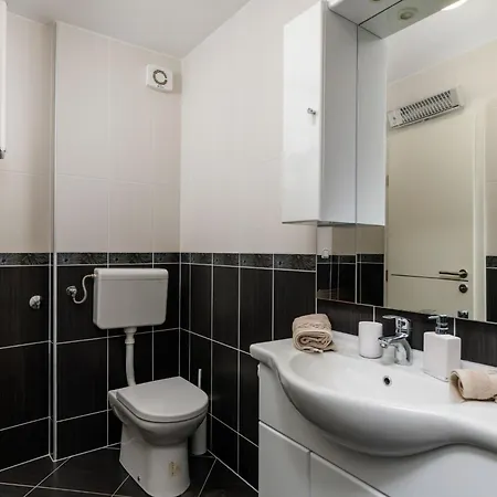 Leko-3 By Interhome Apartman *