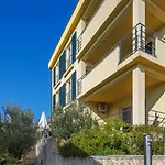 Apartament Leko-3 By Interhome
