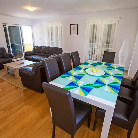 Leko-3 By Interhome *