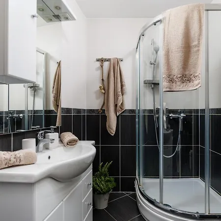 Appartement Leko-3 By Interhome