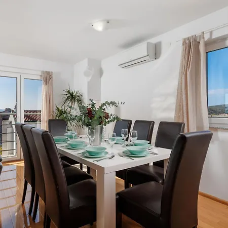 Appartement Leko-3 By Interhome